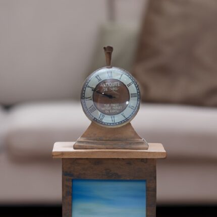 Elegance Mini Table Watch